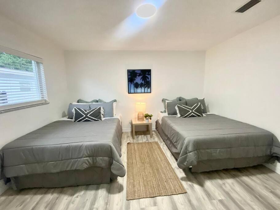 Beautiful & Relax Family House 2/1- Free Parking Villa Miami Luaran gambar