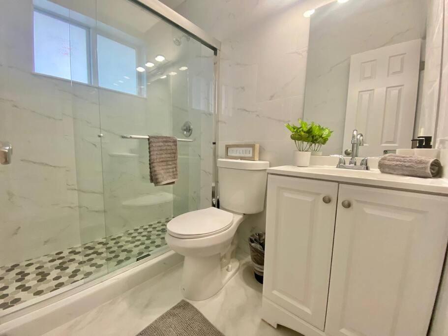 Beautiful & Relax Family House 2/1- Free Parking Villa Miami Luaran gambar