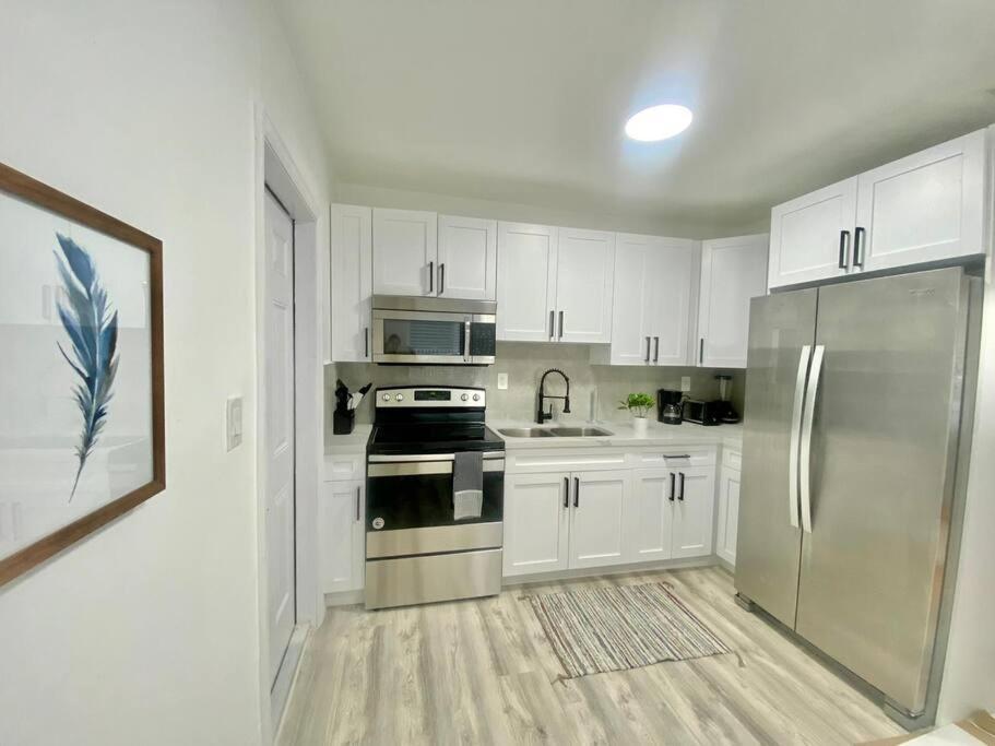 Beautiful & Relax Family House 2/1- Free Parking Villa Miami Luaran gambar
